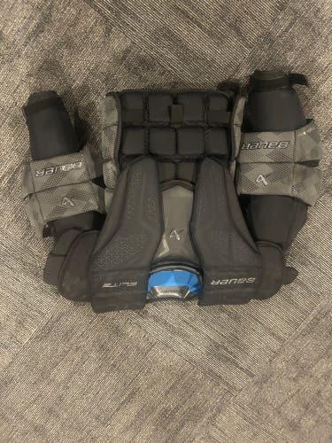 Large Bauer Elite Goalie Chest Protector (Used)