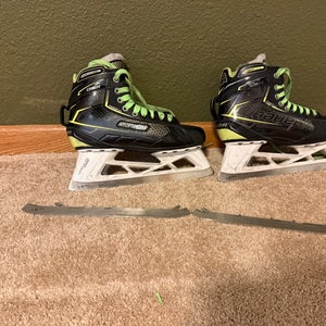 Bauer GSX Hockey Goalie Skates with Spare Blades Regular Width 6 (Used)