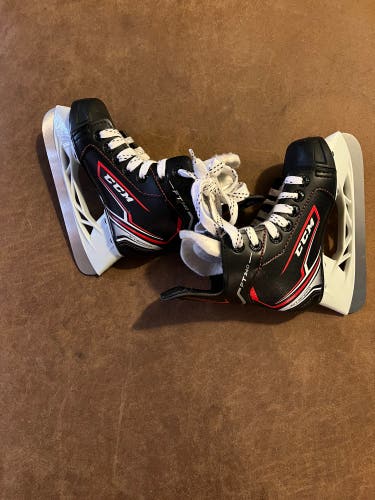 2017 CCM JetSpeed FT340 Hockey Skates Pro Stock 10 (New)