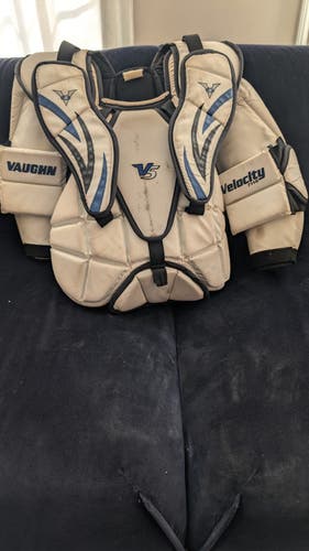 Small / Medium Vaughn Velocity V5 Goalie Chest Protector (Used)