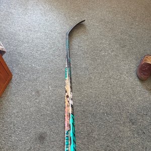 Senior Bauer Twitch Left Hand Hockey Stick P92 77 Flex (Used)