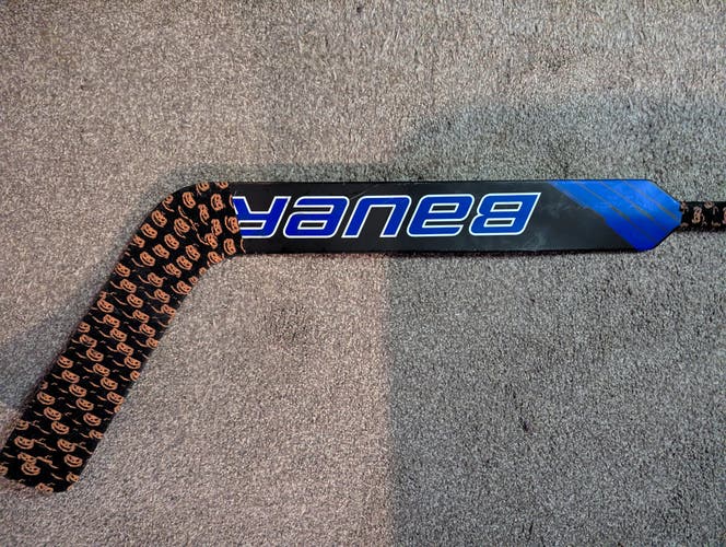 Intermediate Bauer Regular Goalie Stick 23" Paddle (Used)