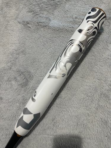 White 2023 DeMarini Whisper Composite Bat (-10) Composite 23 oz 33" (Used)