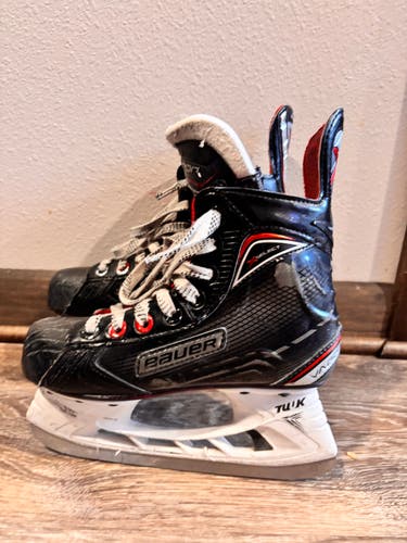 Bauer Vapor X Select Hockey Skates Regular Width Size 1.5 (Used)
