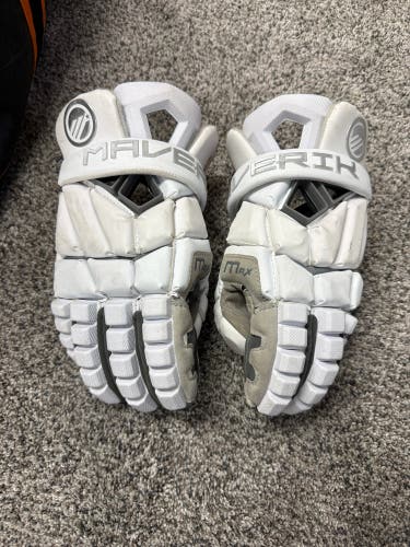 Maverik Max Lacrosse Gloves (Used)