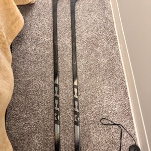 2 Pack Senior CCM Ribcor Trigger 10 Pro Left Hand Hockey Stick P28 70 Flex (Brand New)