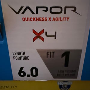 2023 Bauer Vapor X4 Hockey Skates Size 6 (New)