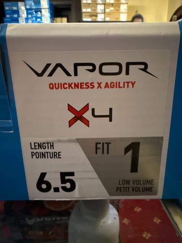 2023 Bauer Vapor X4 Hockey Skates size 6.5 (New)