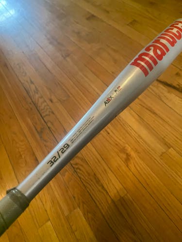 2021 Marucci CAT7 Alloy BBCOR Certified Bat (-3) 29 oz 32" (Used)