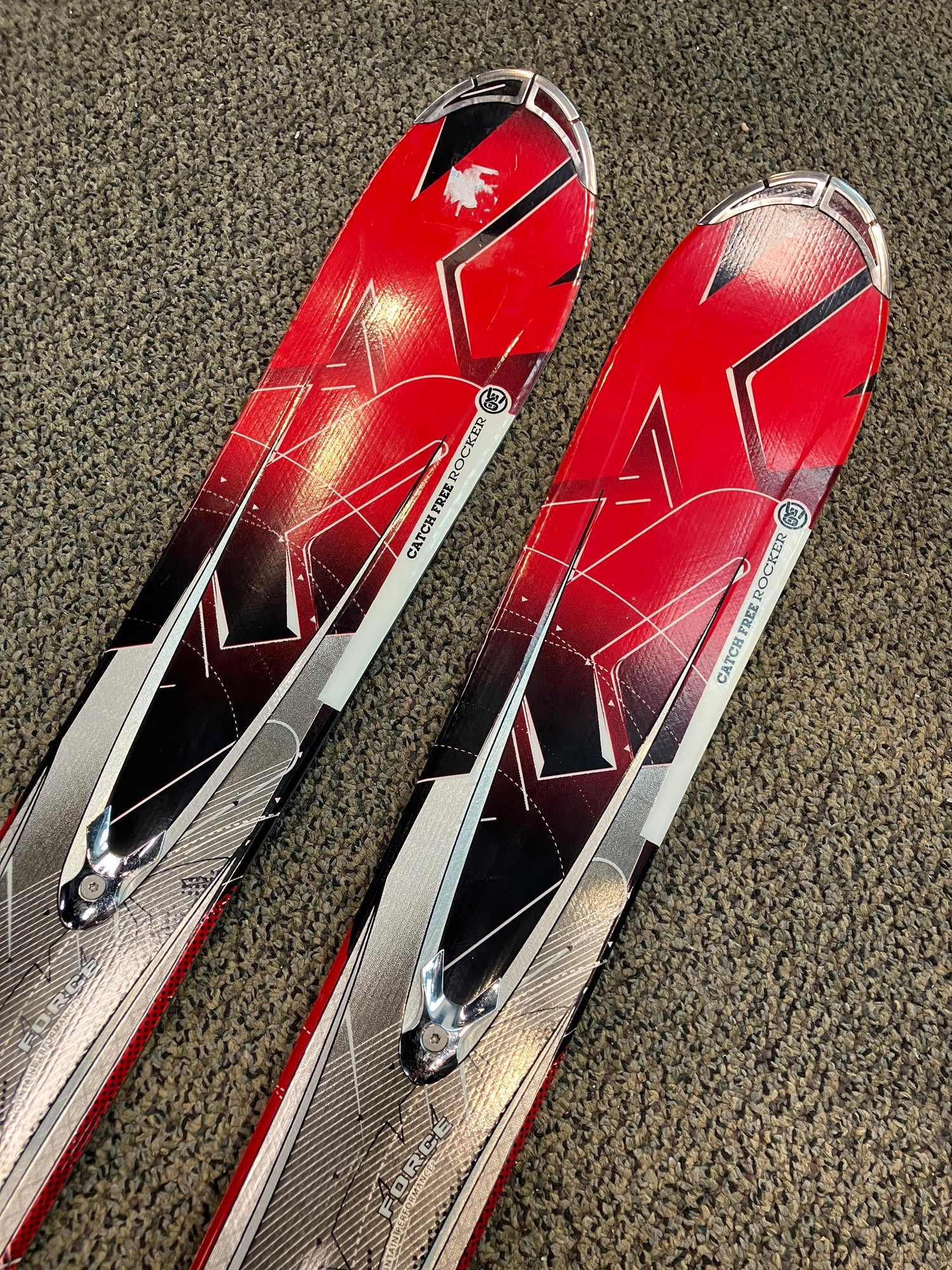 k2 all mountain skis 2021 K2 Missy Skis with FDT 7.0 Ski Bindings Kids' 2021