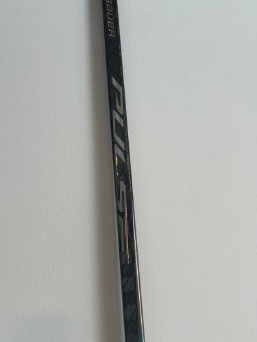 Senior Bauer Pulse Right Handed Hockey Stick P92 87 Flex Pro Stock (New)
