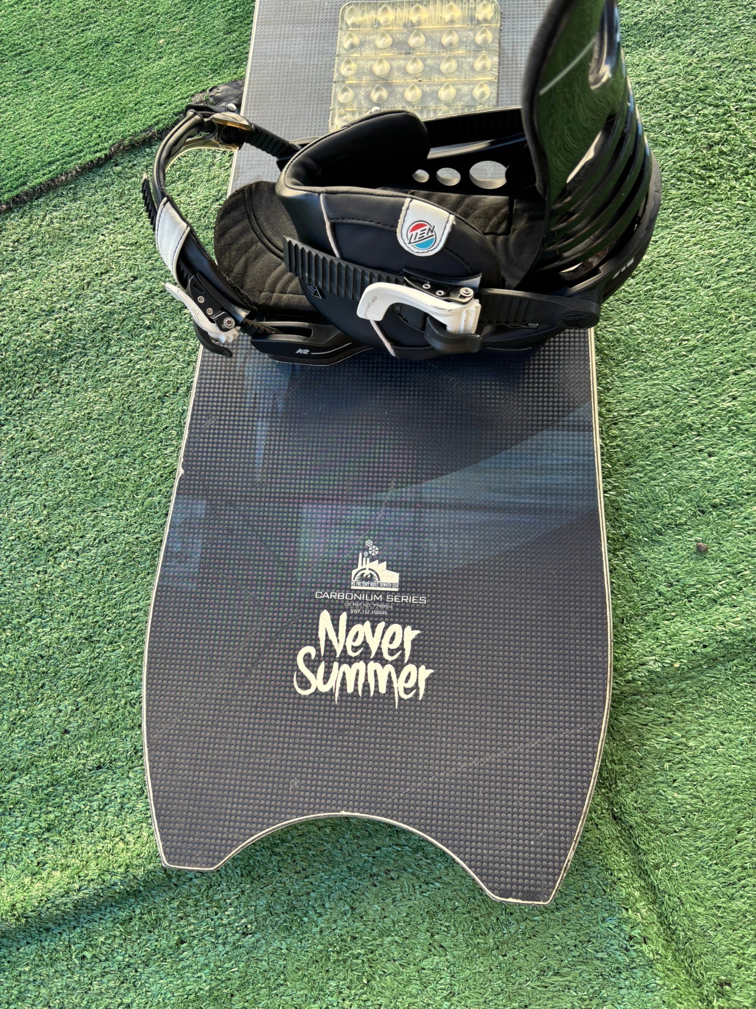 Never Summer Harpoon Snowboards | Used and Closeout