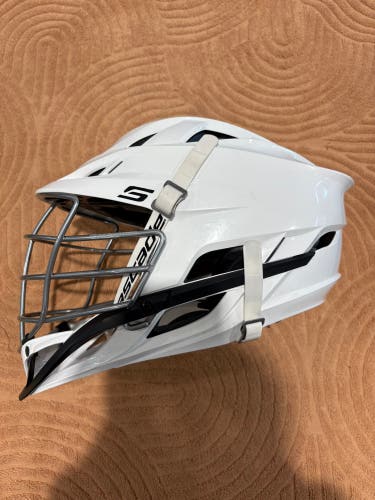 White Adult Cascade S Helmet (Used)