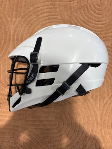 White Youth Cascade CS Youth Helmet (Used)