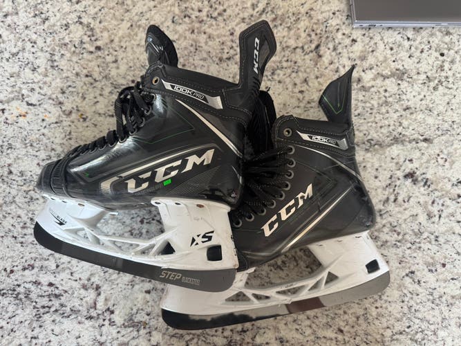 2021 CCM Ribcor 100k Pro Hockey Skates Regular Width 10 (Used)