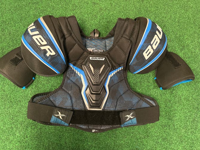 Large Intermediate Bauer X Shoulder Pads (Used)