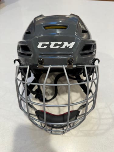 CCM Tacks 310 Hockey Helmet with CCM FM580 Cage