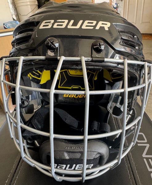 Youth Bauer Re-Akt 100 Helmet (Used)