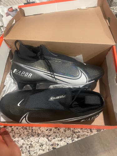 Men's Size M 10.0 (W 11.0) Nike Vapor edge pro 360 Low Top Molded Cleats (New)