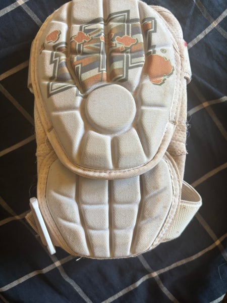 White Junior Elbow Protection (Used)