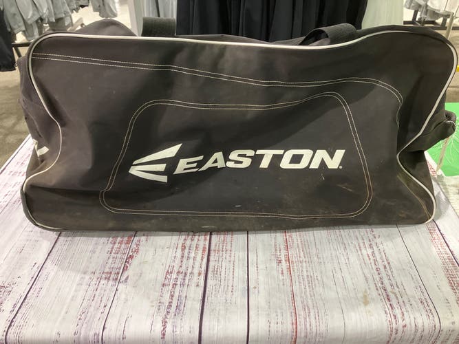 Black Easton Wheeled Catcher's Bag (Used)