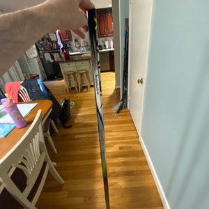 Junior Bauer Vapor Hyperlite 2 Right Handed Hockey Stick P92 40 Flex (New)