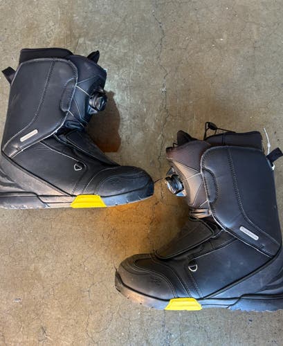 Size M 12.0 (W 13.0) Rossignol Excite BOA Shield Snowboard Boots