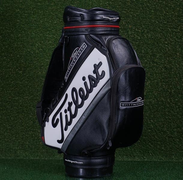 Titleist Fitting Works ゴルフバッグ Titleist Fitting Works Staff Bag 6-Way 10 x 11 Golf Bag, Black