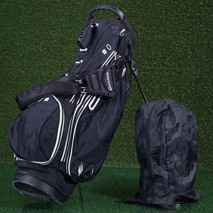 TaylorMade Pure Lite 2013 Stand Bag 5 Way Golf Bag, Black / White
