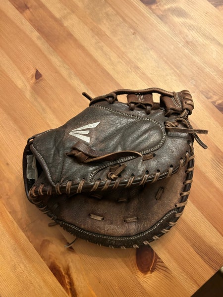 Easton Prowess Softball Series PFP2 RHT Fastpitch Catcher's Mitt Brown