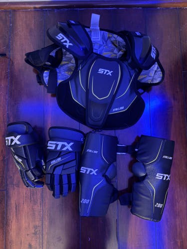 STX Stallion 200 Lacrosse Gloves (New)