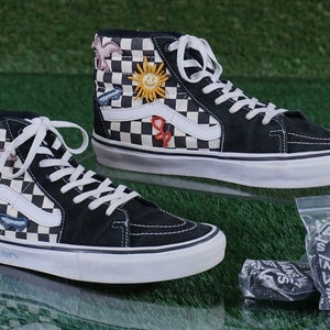 Vans x Skateistan Sk8-Hi Shoes Hi Top Men's US 9.5, Black / White ~ 500714