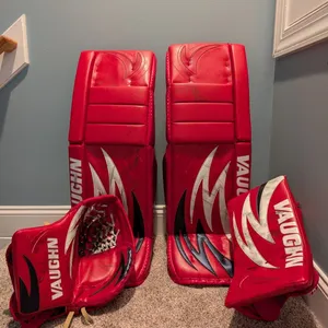 Vaughn V10 Pro Carbon 33+1 Full Goalie Set. Custom 7700 Carey Price Graphic
