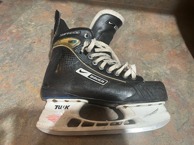 2008 Bauer Supreme One95 Hockey Skates Wide Width 9.5 (Used)