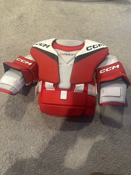 2023 CCM YTFlex 3 Goalie Chest Protector Youth L/XL(Used)