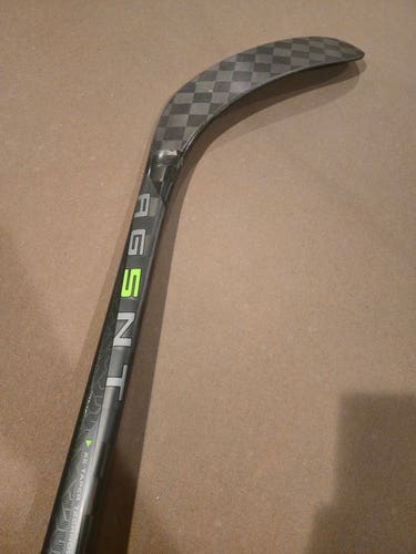 Intermediate Bauer AG5NT Left Hand Hockey Stick P88 65 Flex (Used)