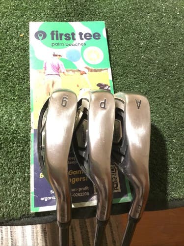 Callaway Rogue CF18 Irons Set (9-PW-GW) Regular Aldila Synergy 60-IR Graphite