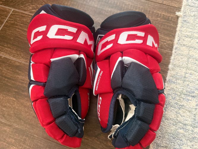 CCM JetSpeed FT6 Gloves 14" (Used)