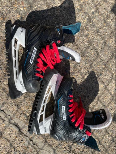 Bauer XLP Hockey Skates Regular Width Size 6 (Used)