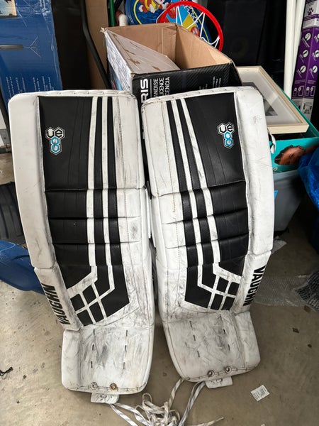 34" Vaughn Velocity VE8 Pro Goalie Leg Pads (Used)