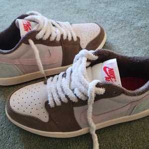 Air Jordan 1 Retro Low OG "Year of the Rabbit" White Unisex Size M 10.0 (W 11.0) Adult (Used)