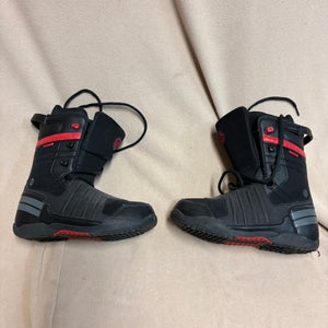 Size M 9.0 (W 10.0) Morrow Snowboard Boots (Used)
