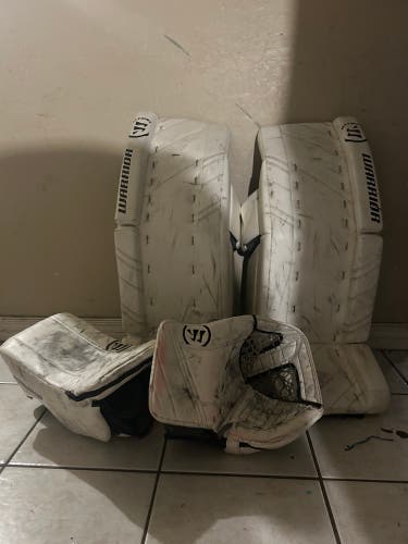33" plus 1.5 2017 Warrior Regular Goalie Full Set
