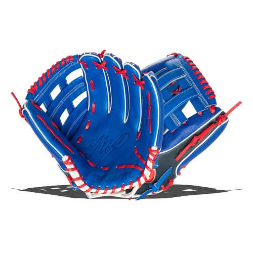 Used Wilson WBW101626125 Right Hand Thrower - Excellent Condition