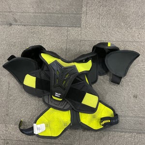 Used CCM XF 80 Junior Shoulder Pads MD 11614-S000230885