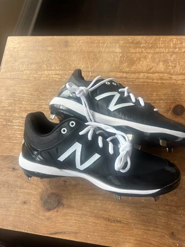 Black Men's Size M 9.0 (W 10.0) Adult New Balance 4040v6 Low Top Metal (New)