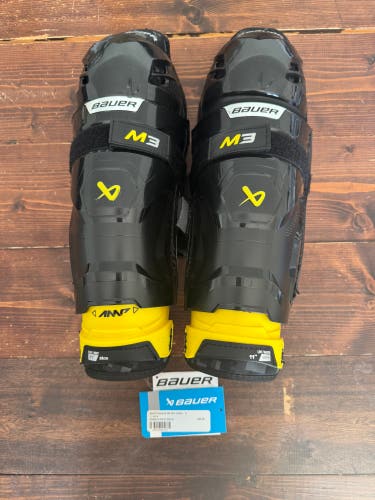 Junior Bauer Supreme M3 11" Shin Pads (New)