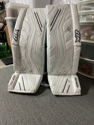 34" Brian's Gnetik V Goalie Leg Pads (Used)
