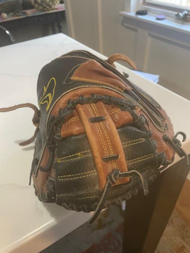 Champro RH Catcher's Cpx 2500 Baseball Glove 35"