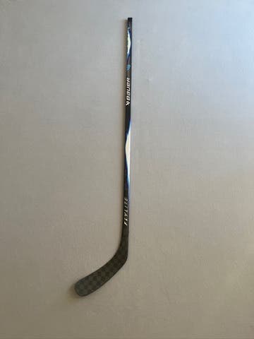 New 70 Flex P92 Senior Bauer Vapor Flylite Right Handed Hockey Stick